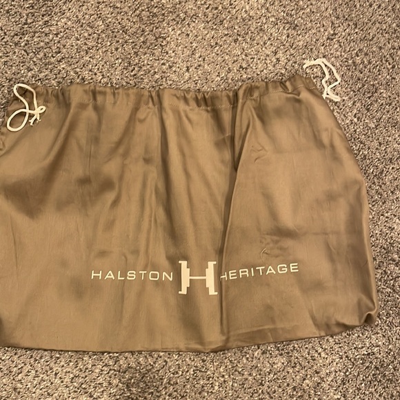 Halston heritage brown leather clutch purse bag with dust bag. - Picture 8 of 8